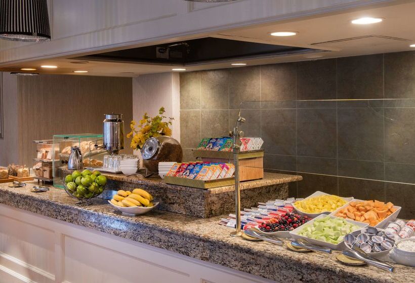 Doubletree Suites By Hilton Hotel Philadelphia West