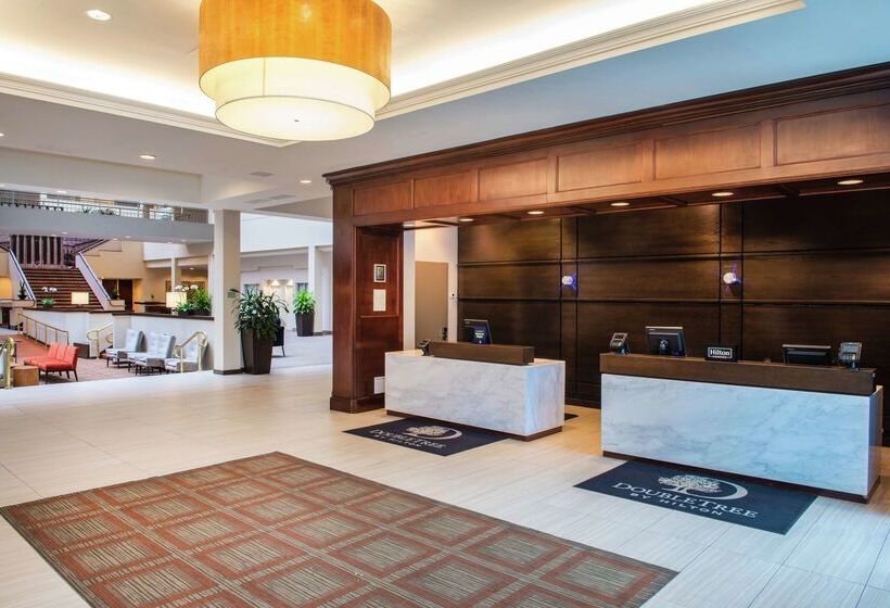 Doubletree Suites By Hilton Hotel Philadelphia West