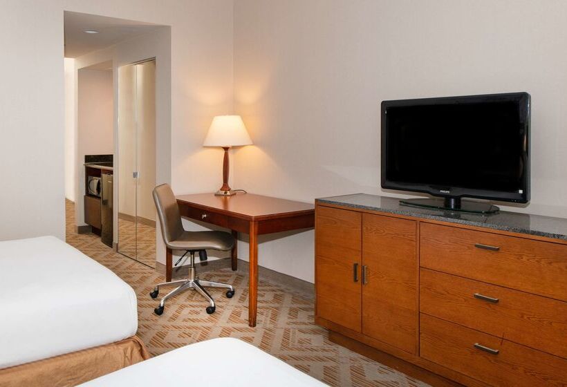 Doubletree Suites By Hilton Hotel Philadelphia West