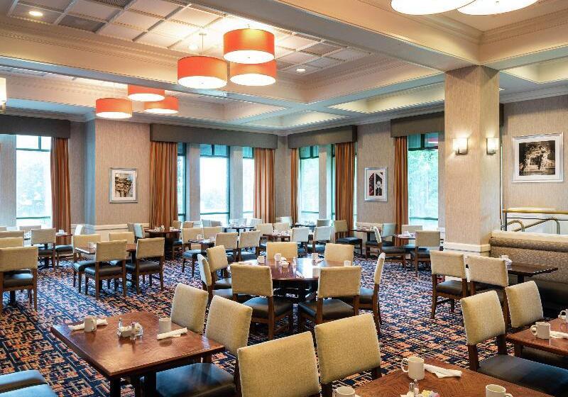 Doubletree Suites By Hilton Hotel Philadelphia West