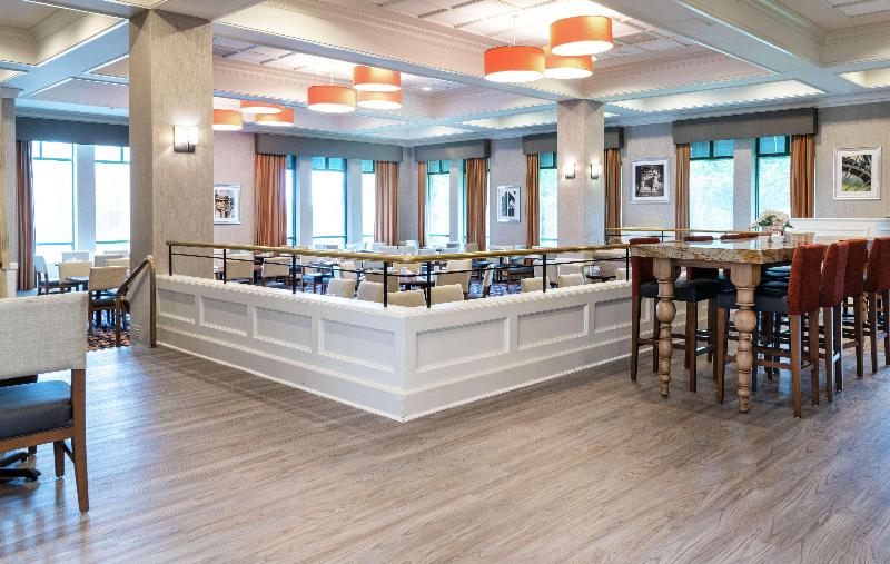 Doubletree Suites By Hilton Hotel Philadelphia West