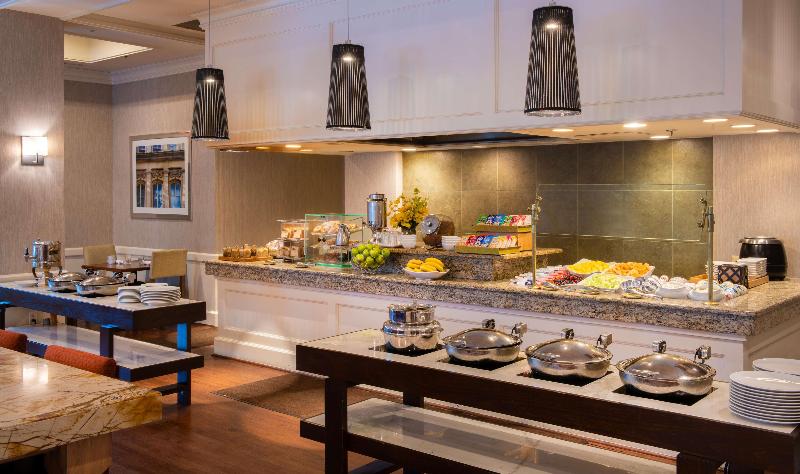 Doubletree Suites By Hilton Hotel Philadelphia West