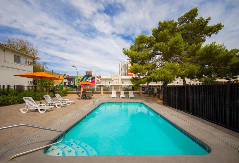 فندق Downtowner Boutique