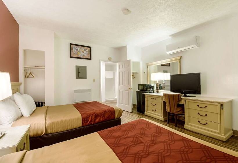 ホテル Econo Lodge Inn & Suites Lake Harmony   Pocono Mountains Area