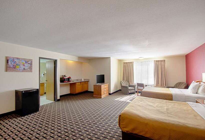 호텔 Econo Lodge Inn & Suites