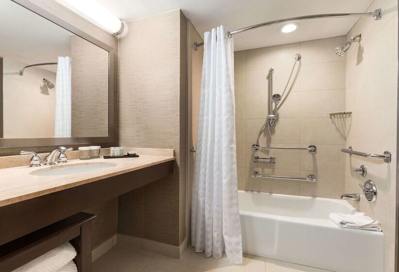 酒店 Embassy Suites By Hilton Baltimore At Bwi Airport