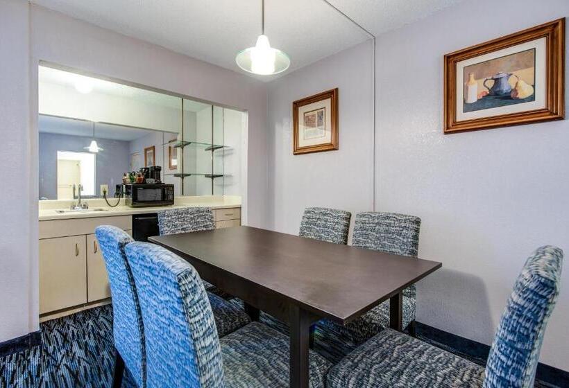 בית מלון כפרי Glenstone Lodge