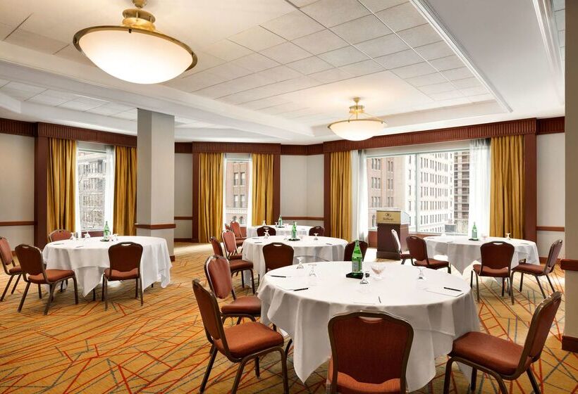 هتل Hilton Chicago/magnificent Mile Suites