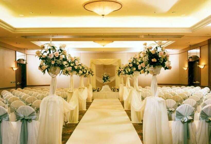 هتل Hilton Chicago/magnificent Mile Suites