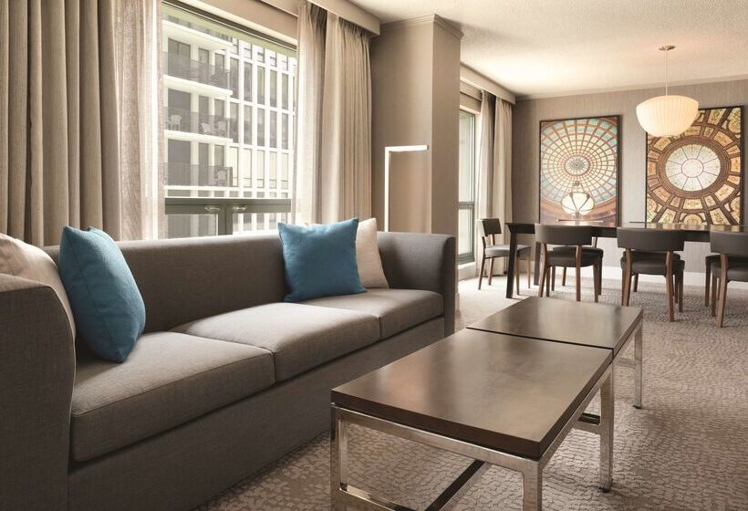 هتل Hilton Chicago/magnificent Mile Suites