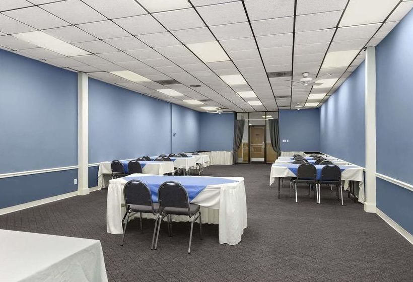 فندق Howard Johnson Valdosta