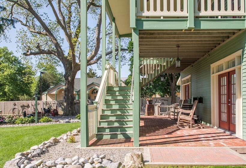 فندق Jonathan Pitney House