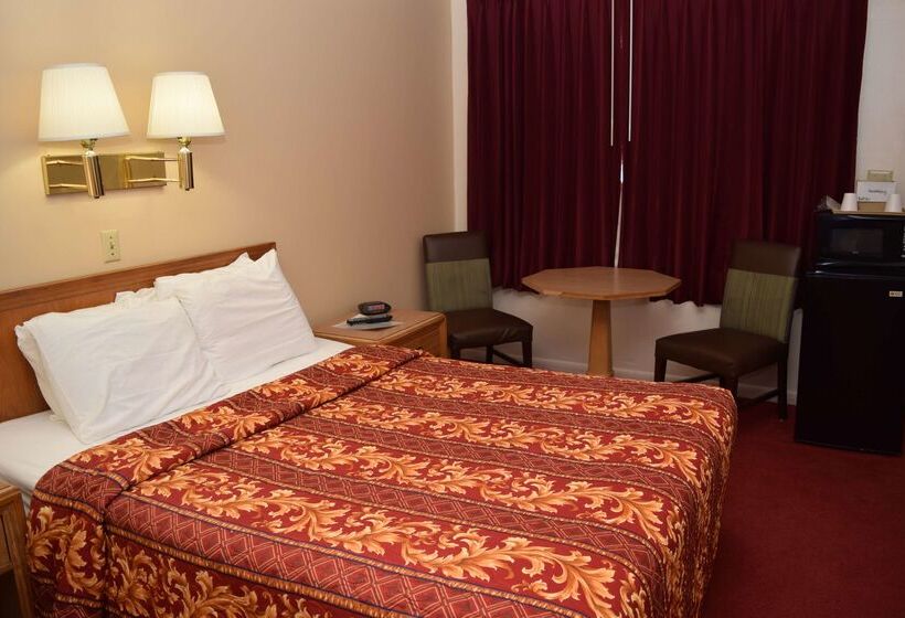 ホテル Knights Inn Oswego East