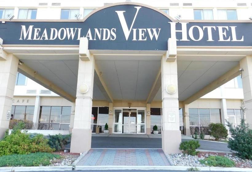 فندق Ramada By Wyndham North Bergen