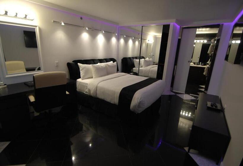 فندق Ramada By Wyndham North Bergen