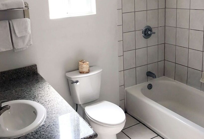 酒店 Napa Discovery Inn