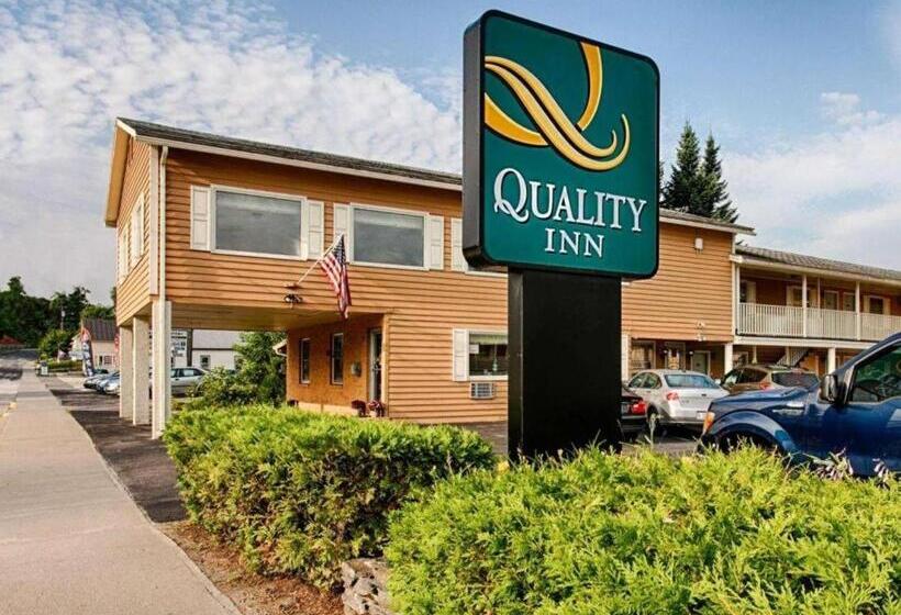 ホテル Quality Inn Barre   Montpelier