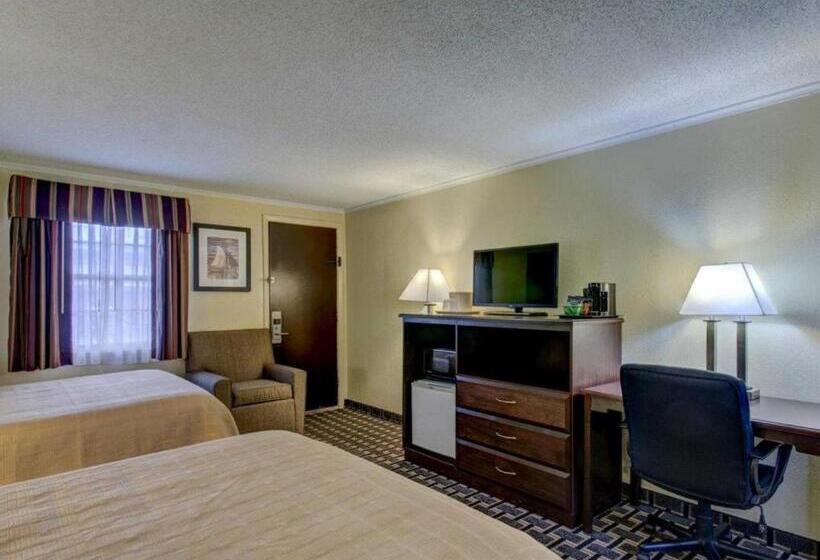 ホテル Quality Inn Barre   Montpelier