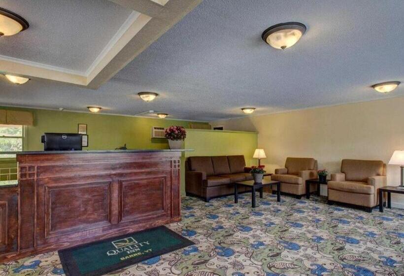 ホテル Quality Inn Barre   Montpelier