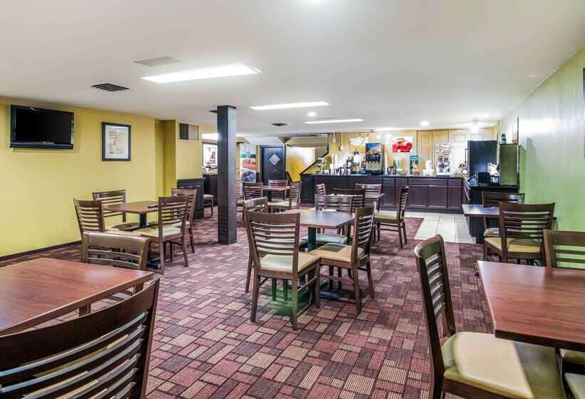 ホテル Quality Inn Barre   Montpelier