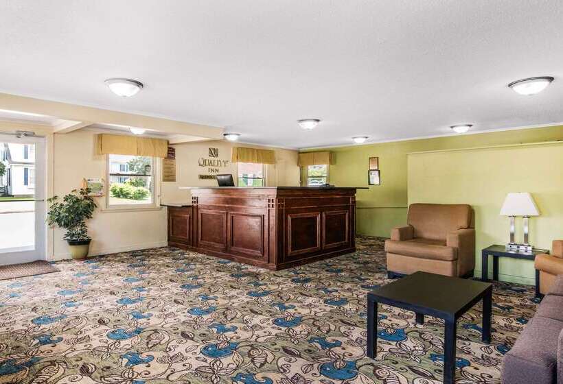ホテル Quality Inn Barre   Montpelier