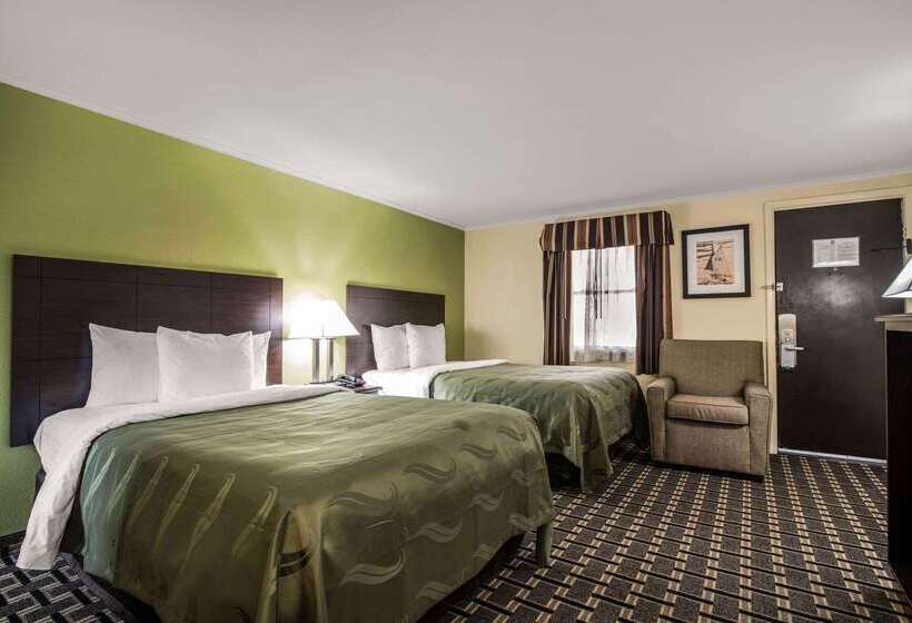 ホテル Quality Inn Barre   Montpelier