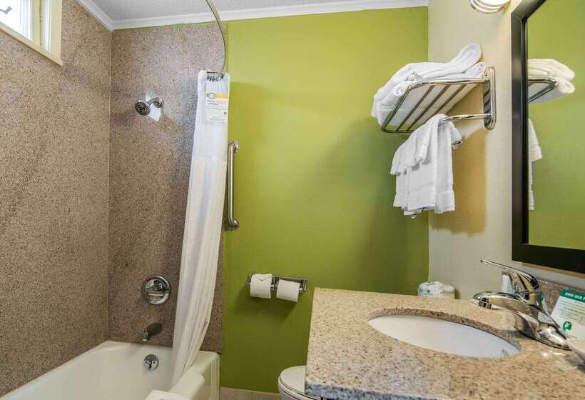 ホテル Quality Inn Barre   Montpelier