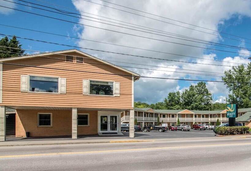 ホテル Quality Inn Barre   Montpelier