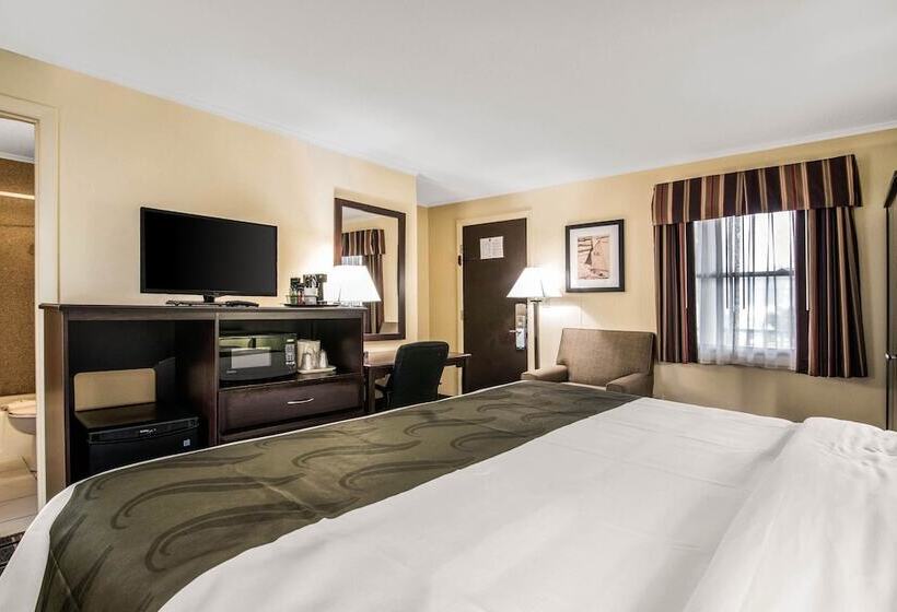 ホテル Quality Inn Barre   Montpelier