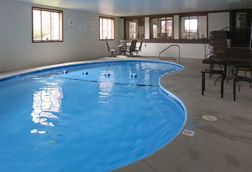 فندق Quality Inn Farmington