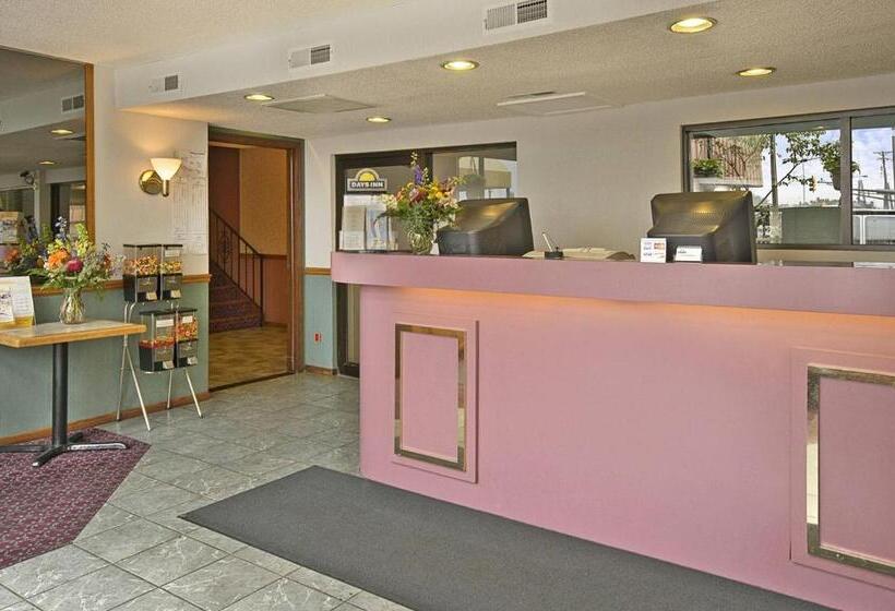 호텔 Quality Inn St. Paulminneapolismidway