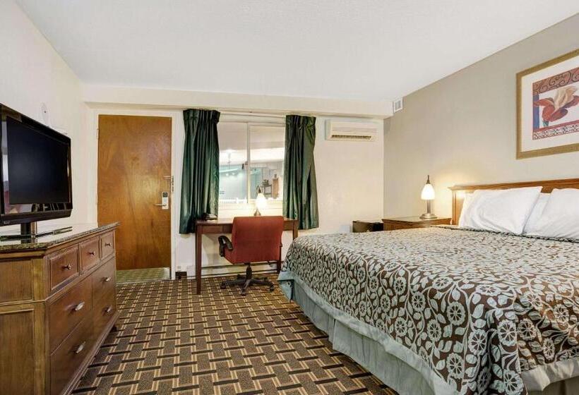 هتل Quality Inn St. Paulminneapolismidway