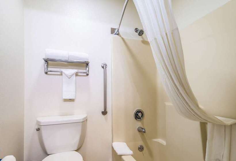 فندق Quality Inn & Suites Lacey Olympia
