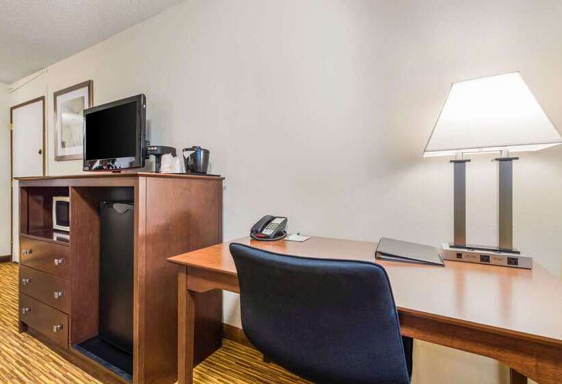 فندق Quality Inn & Suites Lacey Olympia