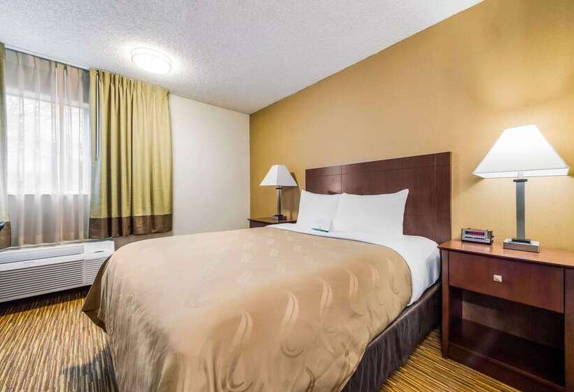 فندق Quality Inn & Suites Lacey Olympia