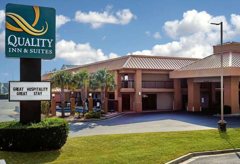 酒店 Quality Inn & Suites Near Robins Air Force Base