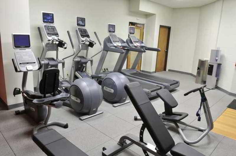 فندق Ramada By Wyndham Southfield