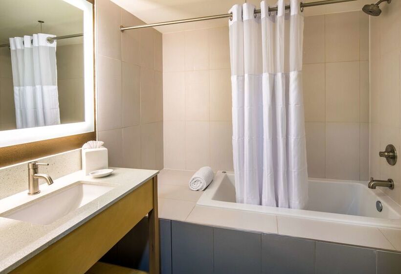 فندق Red Lion Inn And Suites Everett