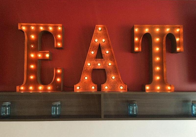 فندق Red Roof Inn Plus & Suites Tampa