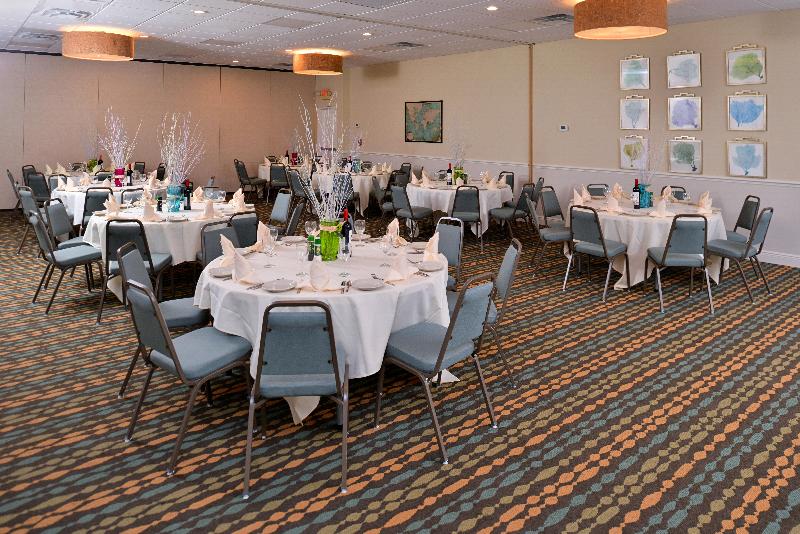 فندق Red Roof Inn Plus & Suites Tampa