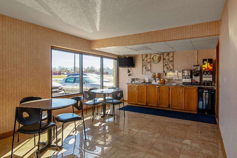 فندق Devils Lake Inn