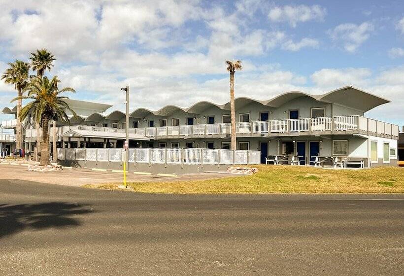 酒店 Blue Wave Inn