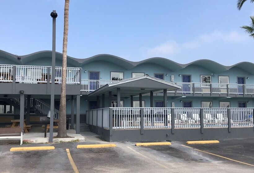 酒店 Blue Wave Inn