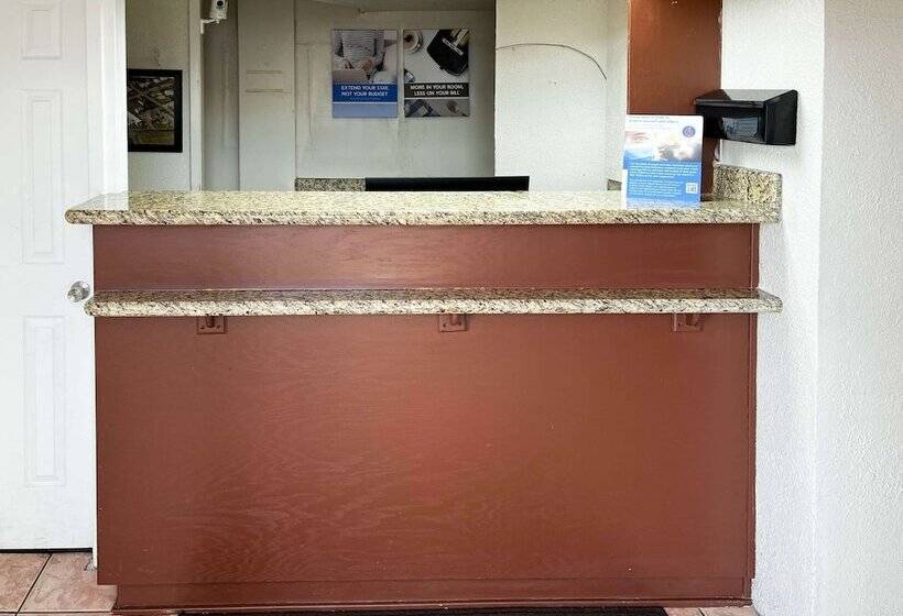 酒店 Blue Wave Inn