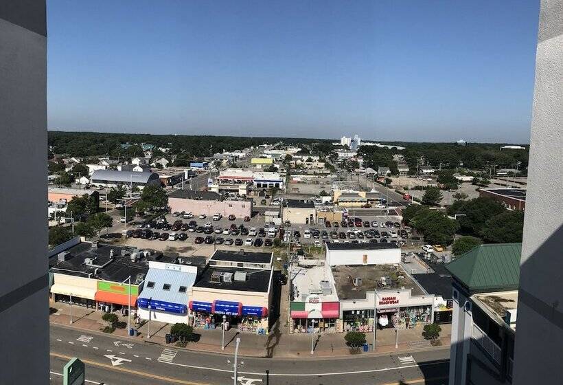 هتل Sun & Sand Resort Oceanfront Suites