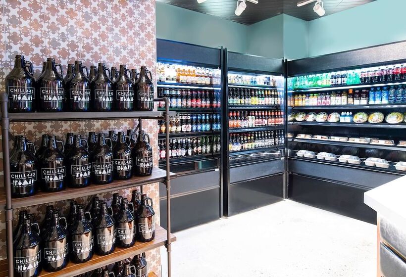 Отель Wyndham Garden At Niagara Falls