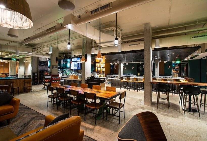 Отель Wyndham Garden At Niagara Falls