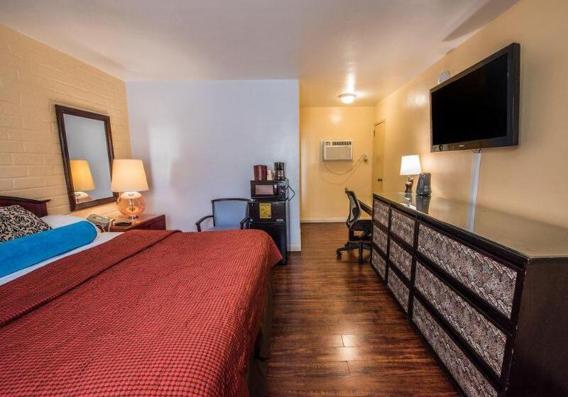 מוטל Hollywood Downtowner Inn