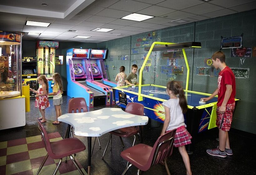 منتجع Deer Creek Lodge & Conference Center