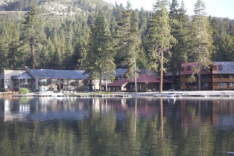 리조트 Donner Lake Village